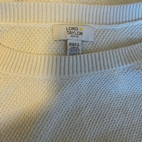 White long sleeve sweater - Picture 4 of 4